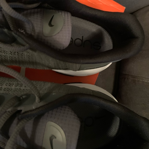 Nike superrep surge training shoes size 11.5 New - Picture 2 of 4